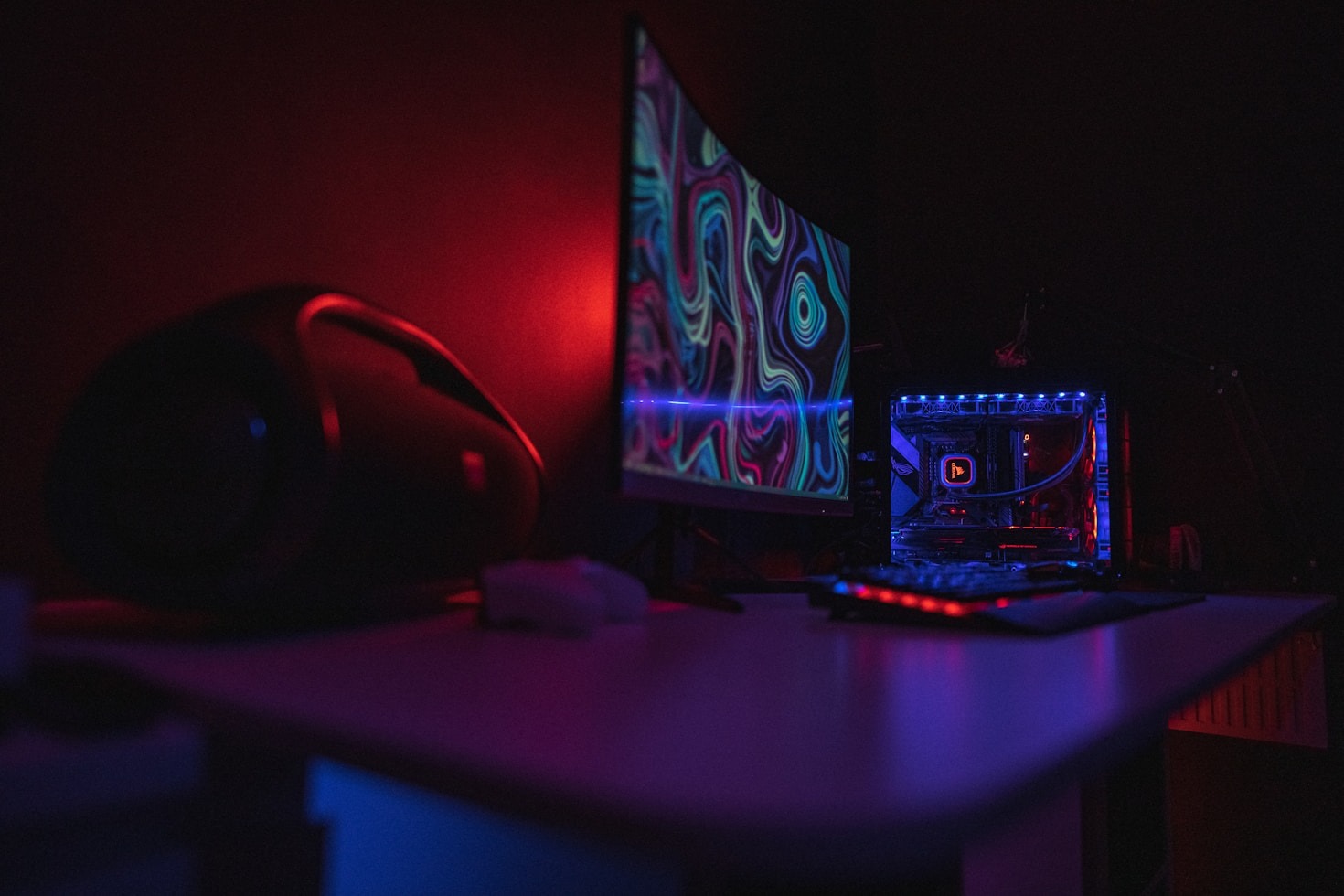 The Art of Streaming: Lessons from LordMihaly